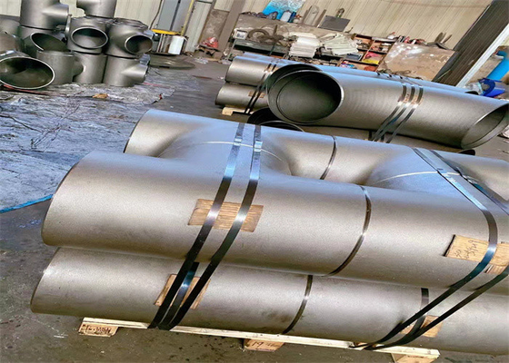 Tee DIN 2615 버트 접합 앤티 러스트 기름을 감소시키는 ASME B16.9 탄소강